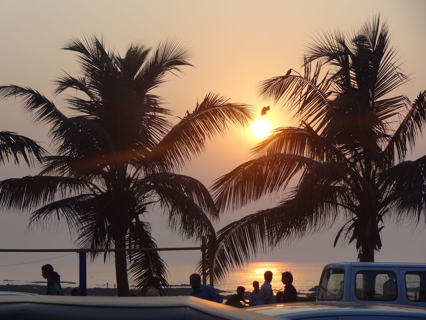 Carter Road, Bandra: The Real Places Behind The Café Across Carter Road